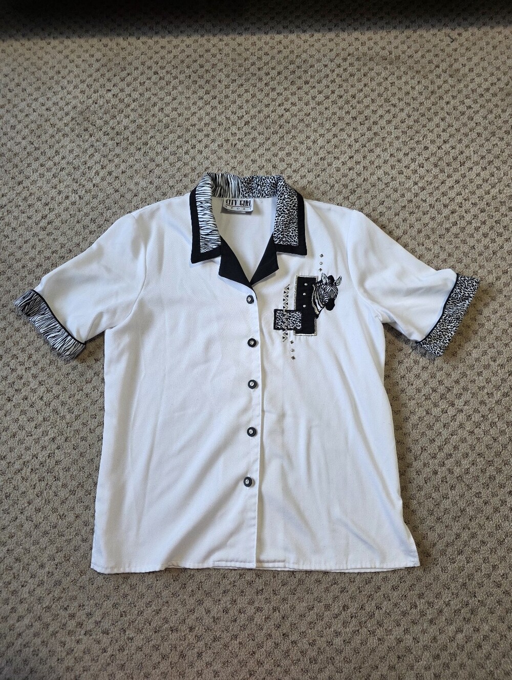 Vintage City Girl Sport White Button-Up Short Sleeve Top with Black Zebra Trim